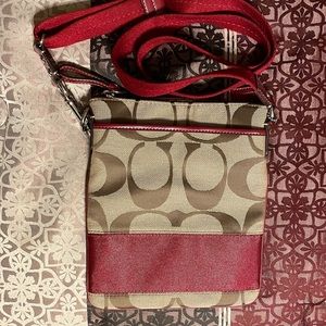 Coach signature canvas crossbody
